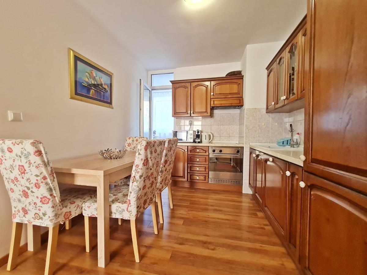 Apartment Nina Marie II Split Bagian luar foto