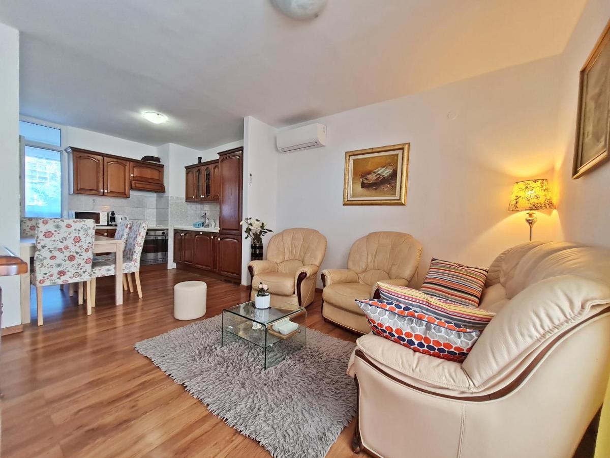 Apartment Nina Marie II Split Bagian luar foto
